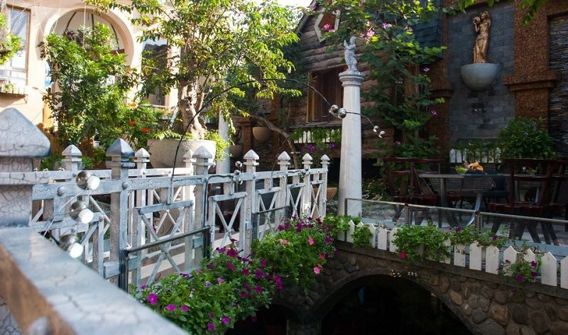 10 quán cafe sân vườn đẹp ở Sài Gòn